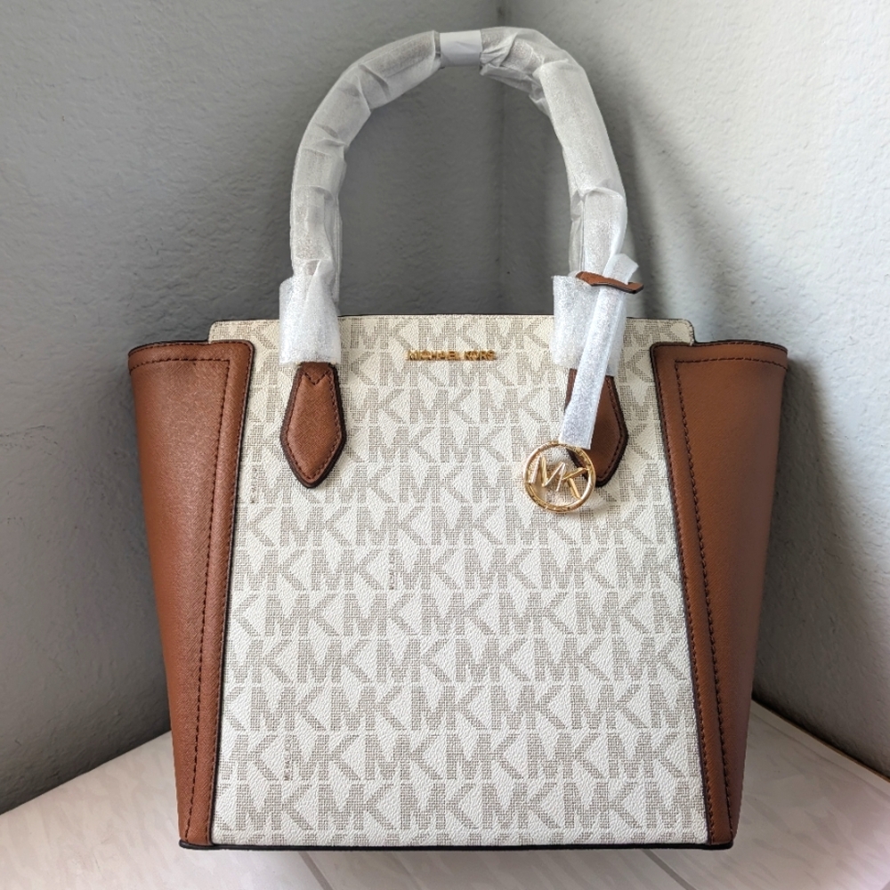 NWT Michael Kors Ayden Large Signature Logo Tote Bag In Vanilla/Luggage